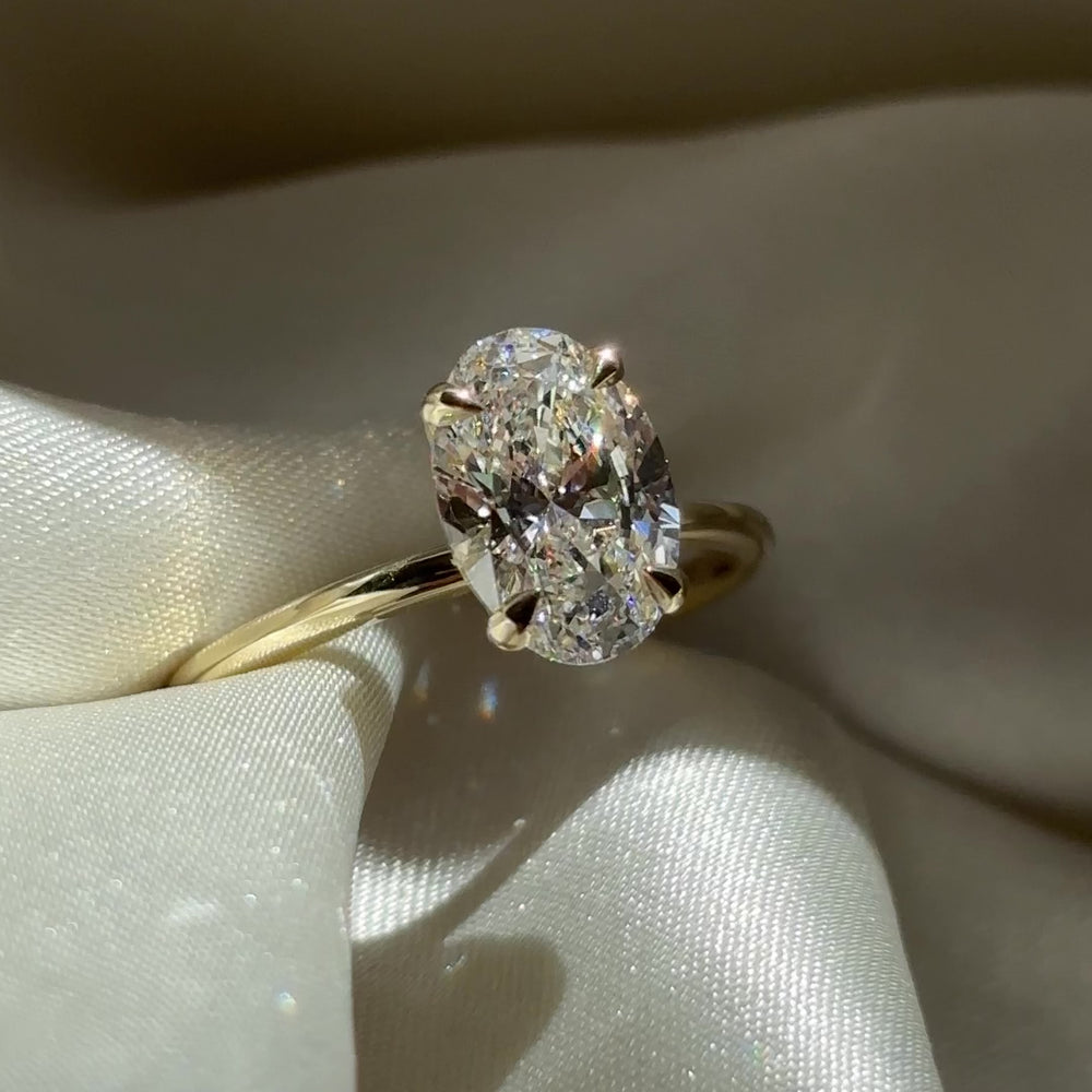 The Luise Ring® - 2.01ct Lab Grown Diamond Oval Solitaire