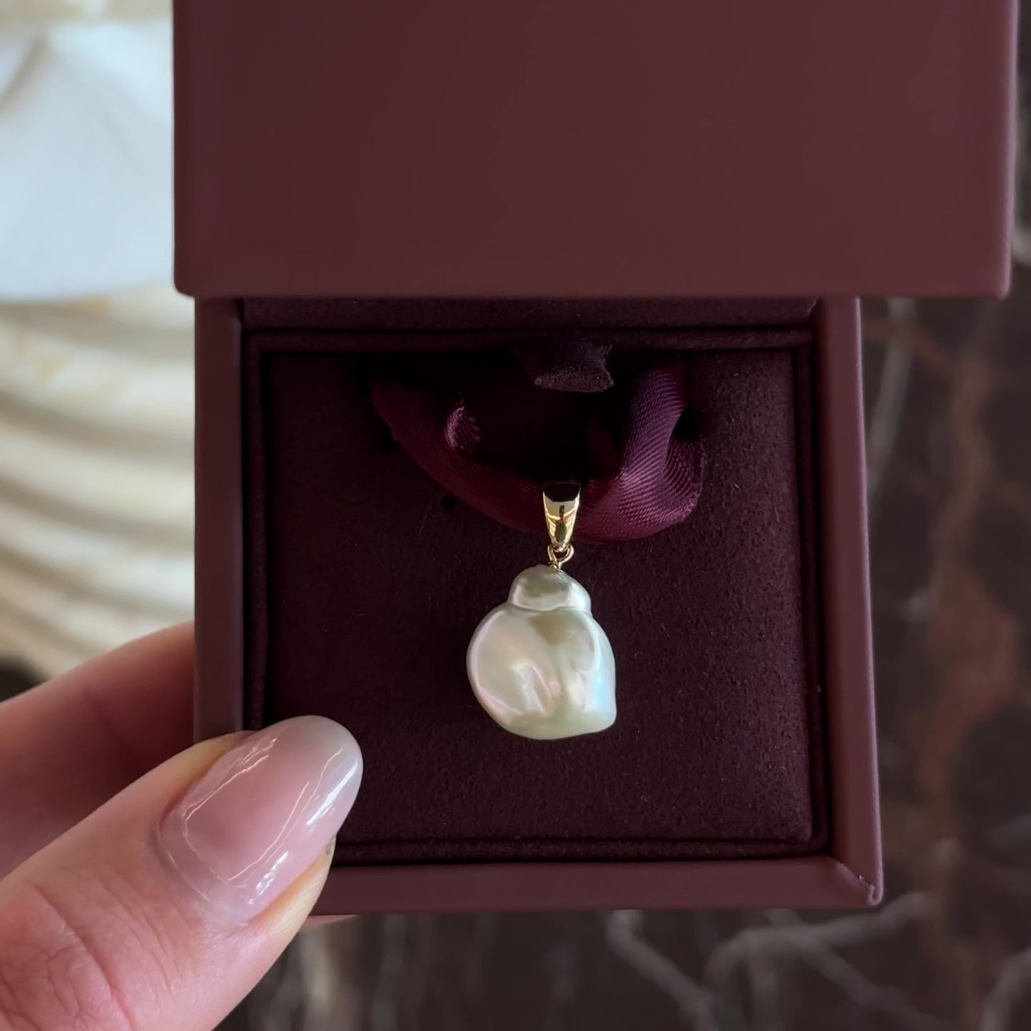 The Allora Keshi Pearl Pendant - 9K Yellow Gold