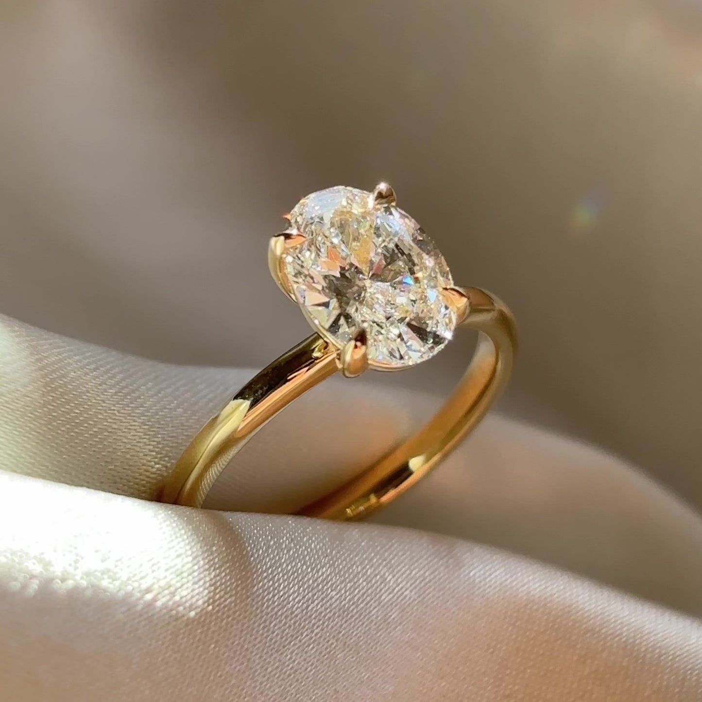 The Luise Ring® - 1.54ct Lab Diamond Oval Solitaire